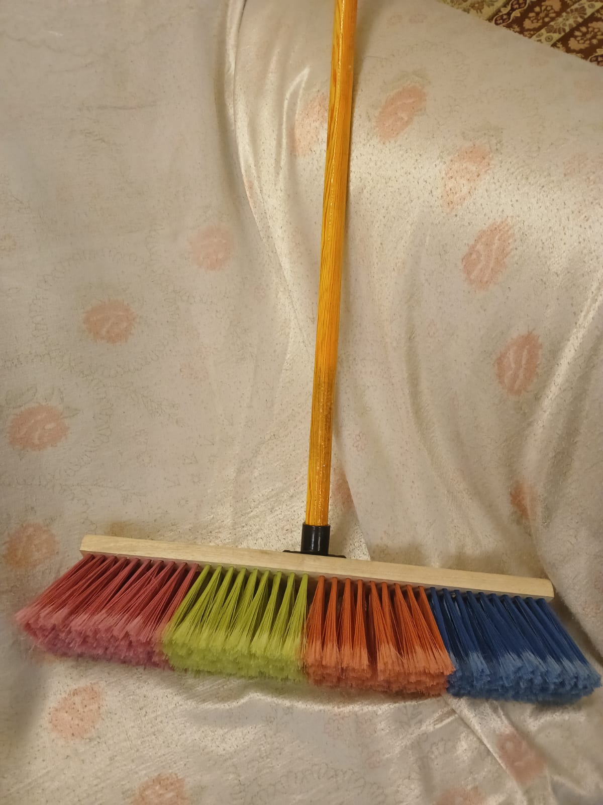 Rainbow Floor Cleaning Brush - Unikaart