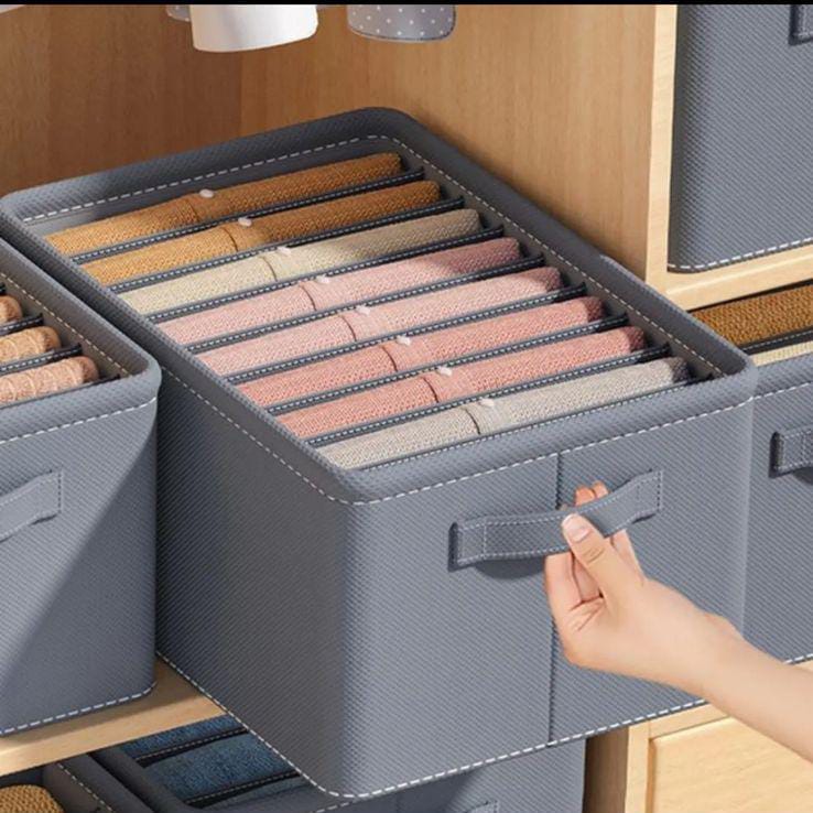 6-Grid Foldable Wardrobe Organizer Box - Unikaart