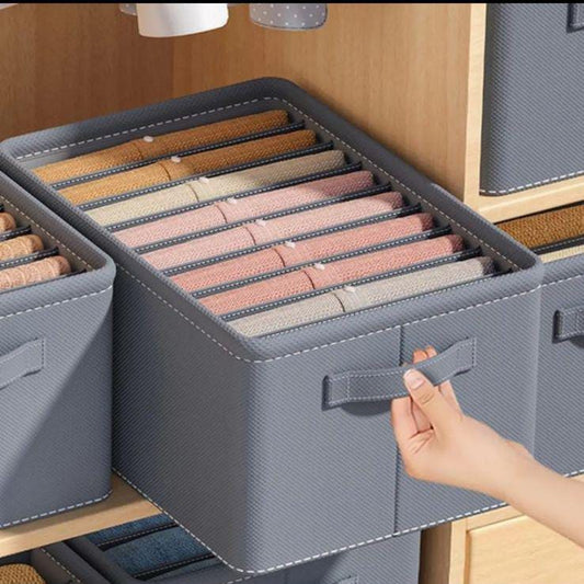 6-Grid Foldable Wardrobe Organizer Box - Unikaart